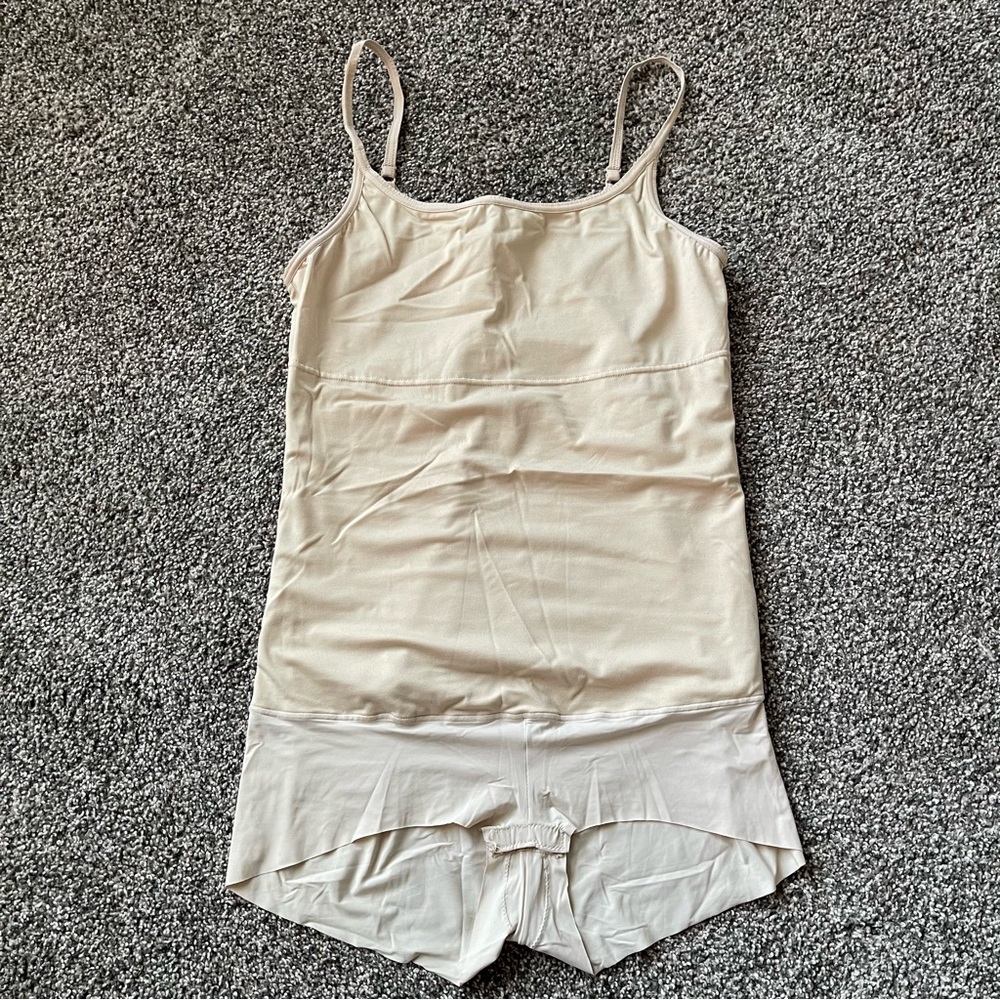 Maidenform Shapewear Bodysuit